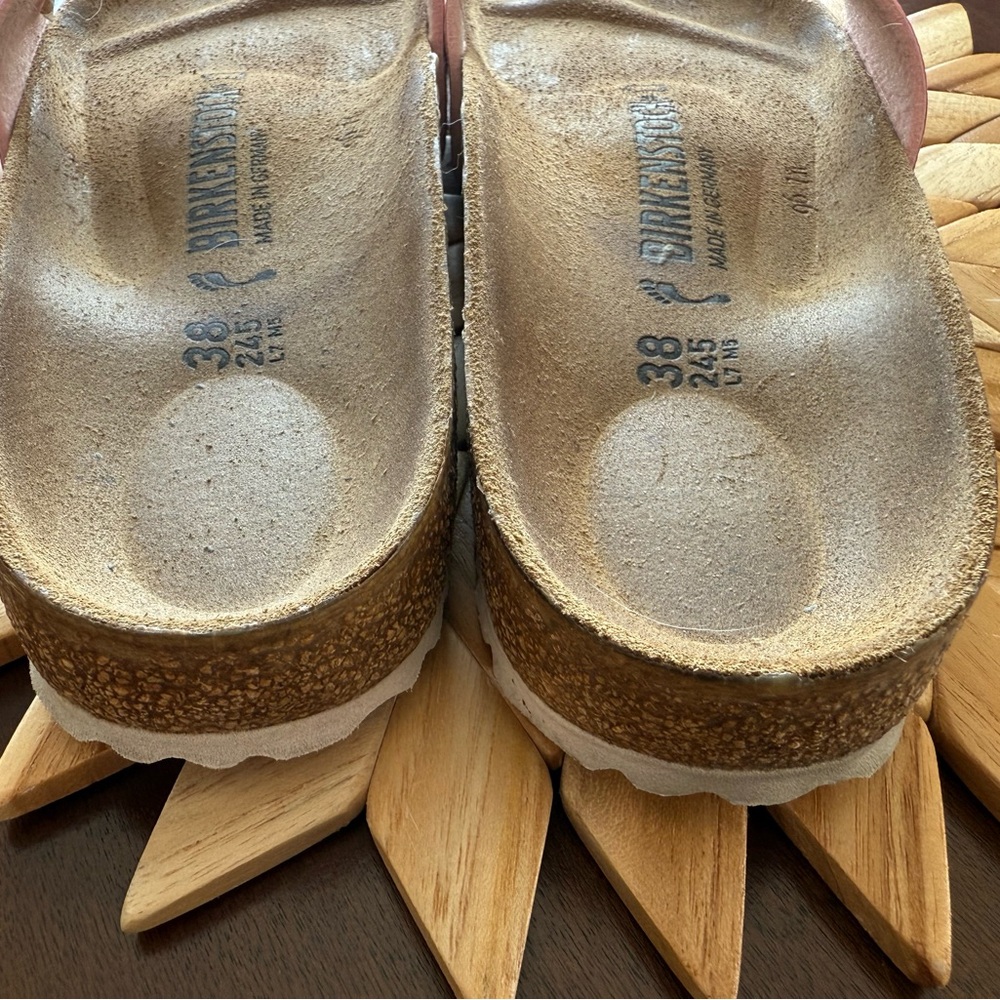 Birkenstock Pink Women's Sandals sz 38 excellent used condition - Picture 8 of 8